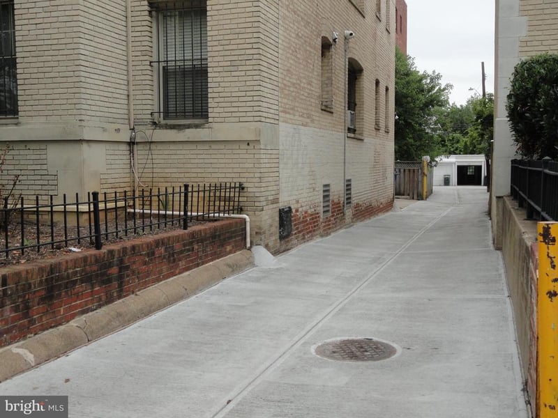 3010 Wisconsin Ave NW #B1, Washington, DC 20016