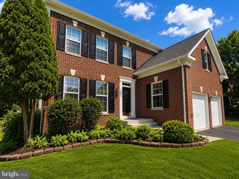 1603 Chickasaw Pl NE, Leesburg, VA 20176
