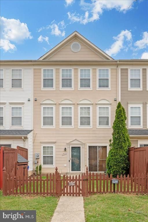 4946 Whitney Ter, Frederick, MD 21703