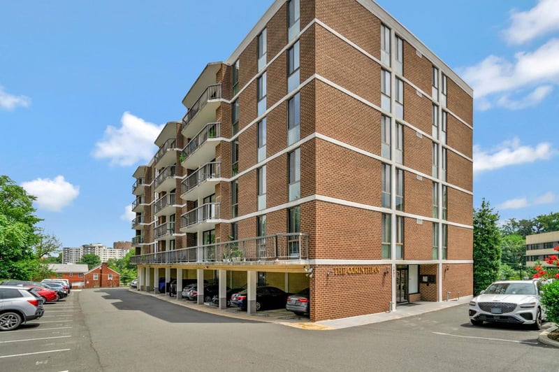 1401 N Rhodes St #301, Arlington, VA 22209