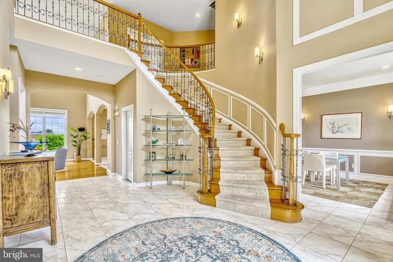 22374 Dolomite Hills Dr, Ashburn, VA 20148