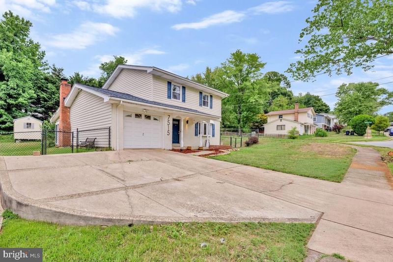 7515 Lenham Dr, Fort Washington, MD 20744
