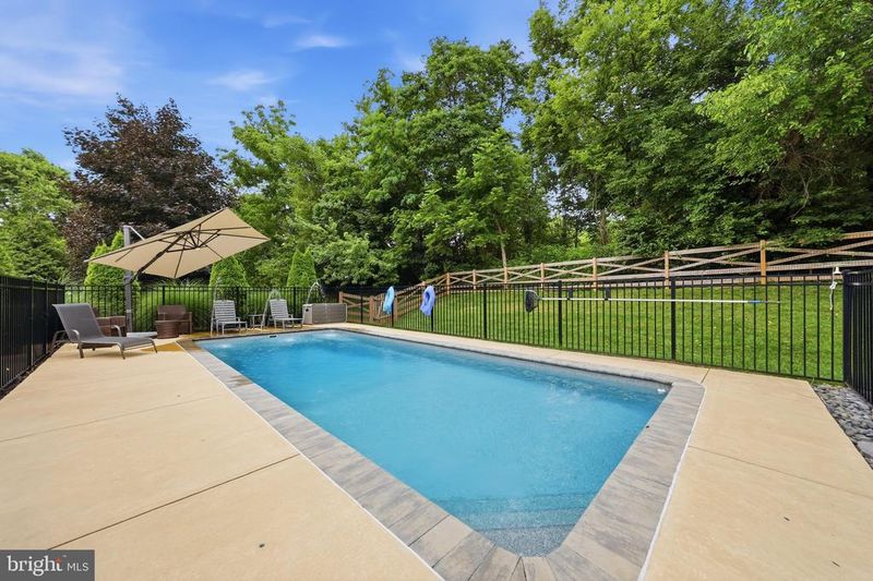 1006 Briarfield Ct, Myersville, MD 21773