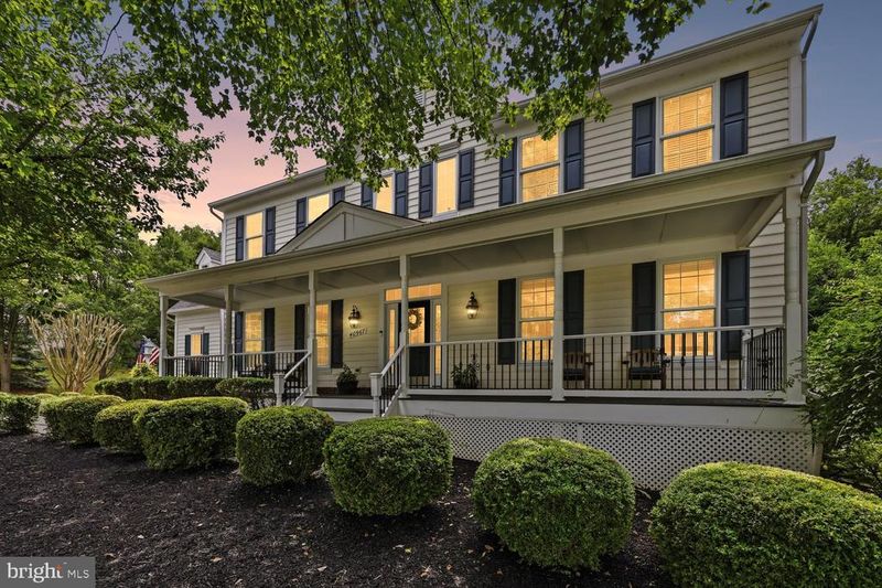 40967 Taylorstown Meadows Pl, Lovettsville, VA 20180
