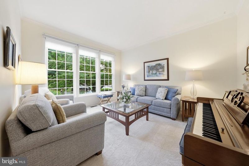 3934 Sweet Briar Ln, Frederick, MD 21704