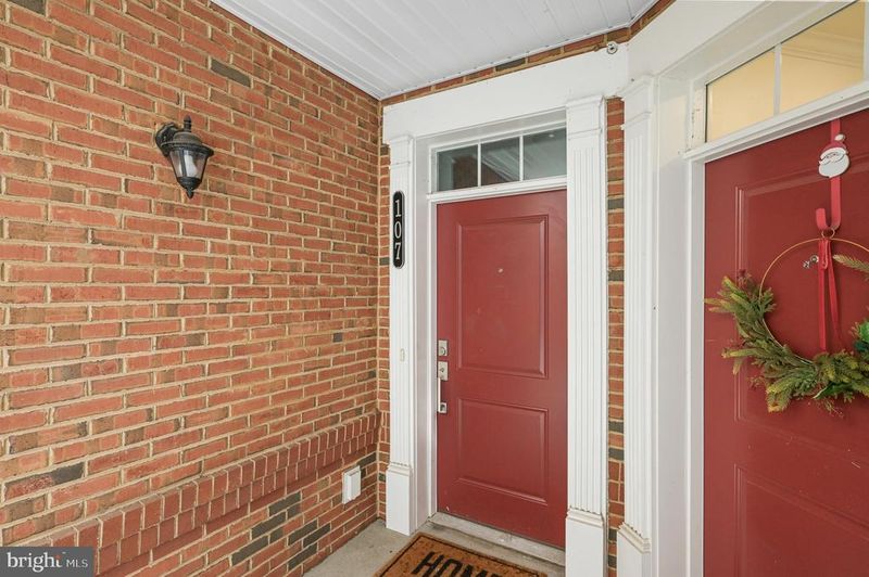 23255 Milltown Knoll Sq #107, Ashburn, VA 20148