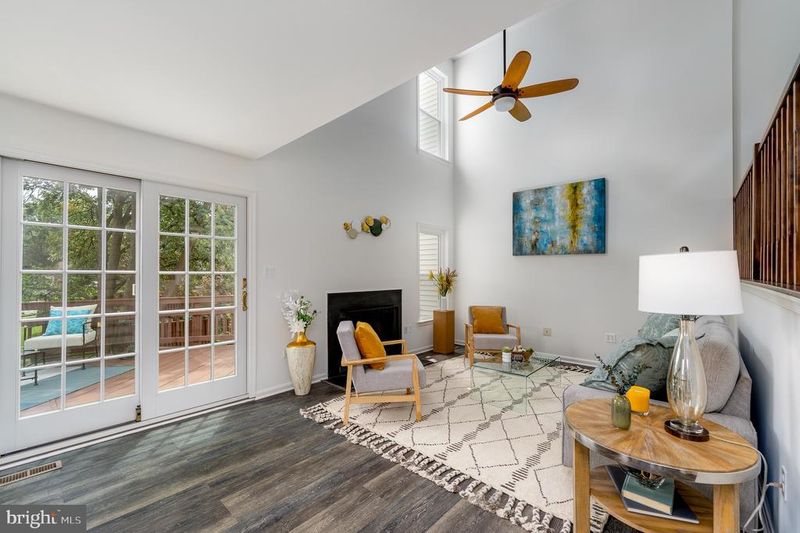 6545 River Tweed Ln, Alexandria, VA 22312