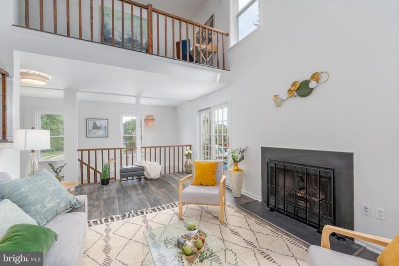 6545 River Tweed Ln, Alexandria, VA 22312