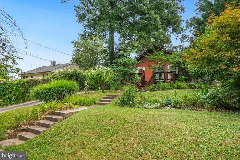 1217 Edmonston, Rockville, MD 20851
