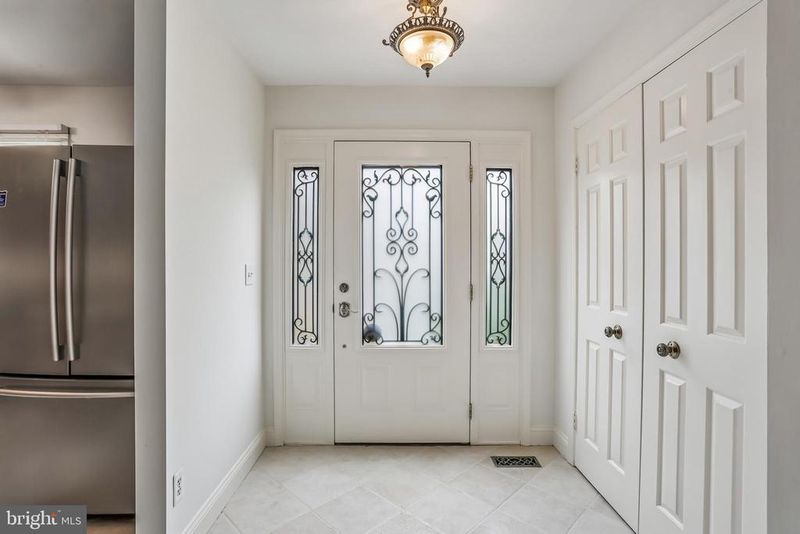 17014 Catalpa, Rockville, MD 20855