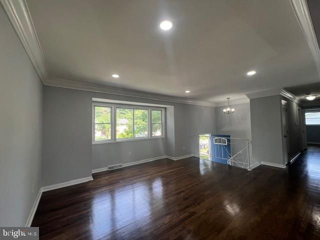 5620 Galloway Dr, Oxon Hill, MD 20745