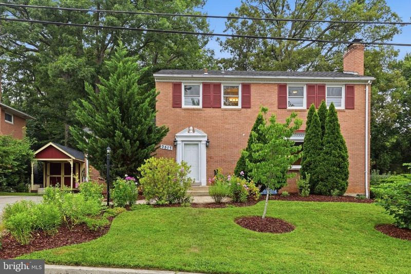 3517 Marlbrough Way, College Park, MD 20740