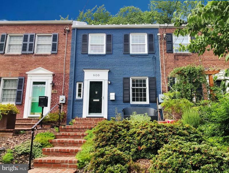 809 Second St, Alexandria, VA 22314