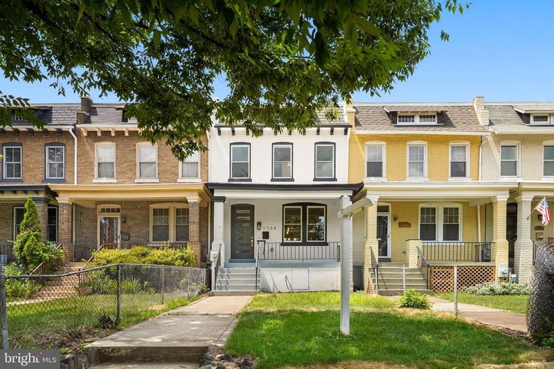 1734 Potomac Ave SE, Washington, DC 20003