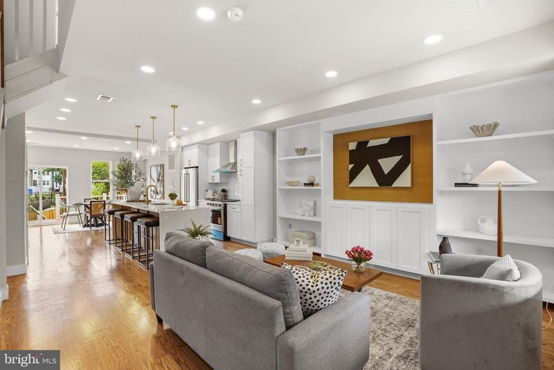 1734 Potomac Ave SE, Washington, DC 20003