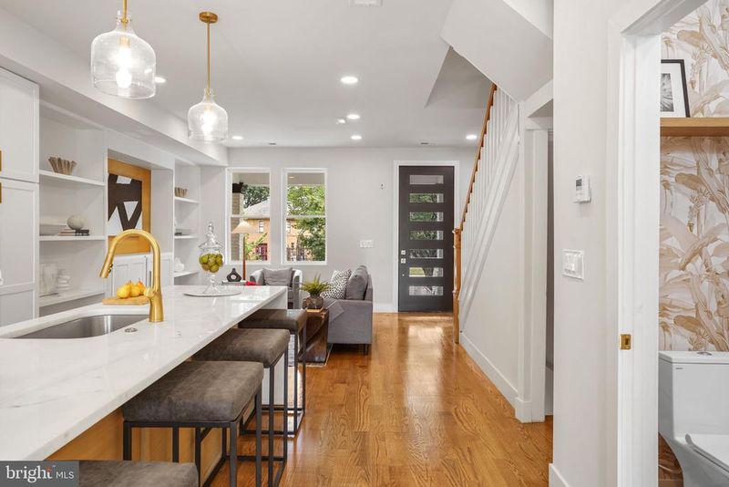 1734 Potomac Ave SE, Washington, DC 20003