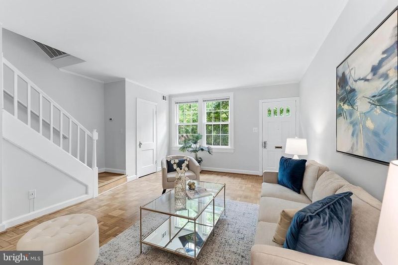 1401 S Edgewood St #498, Arlington, VA 22204