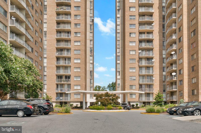 1836 Metzerott Rd #1401, Hyattsville, MD 20783