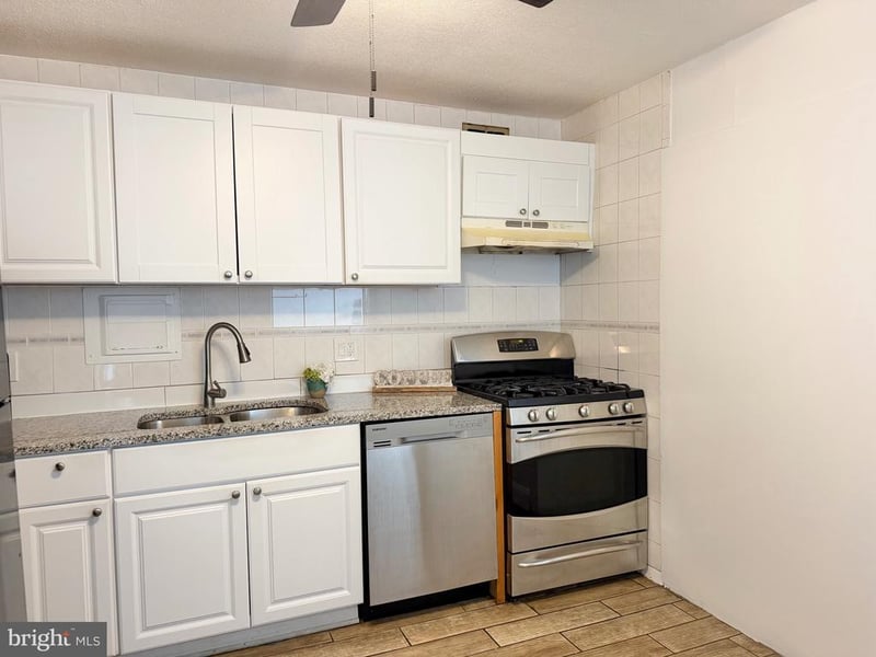 1836 Metzerott Rd #1401, Hyattsville, MD 20783