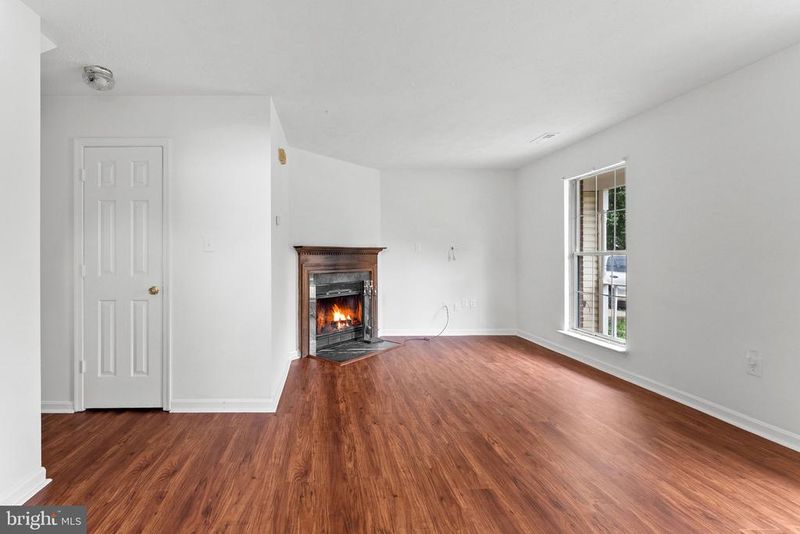 301 Cabin Ct, Stafford, VA 22554