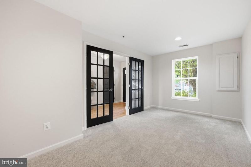 2075 Spring Run Cir, Frederick, MD 21702