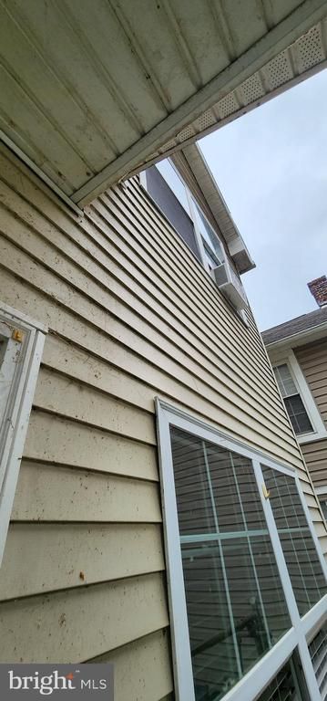 19 S Virginia Ave, Brunswick, MD 21716