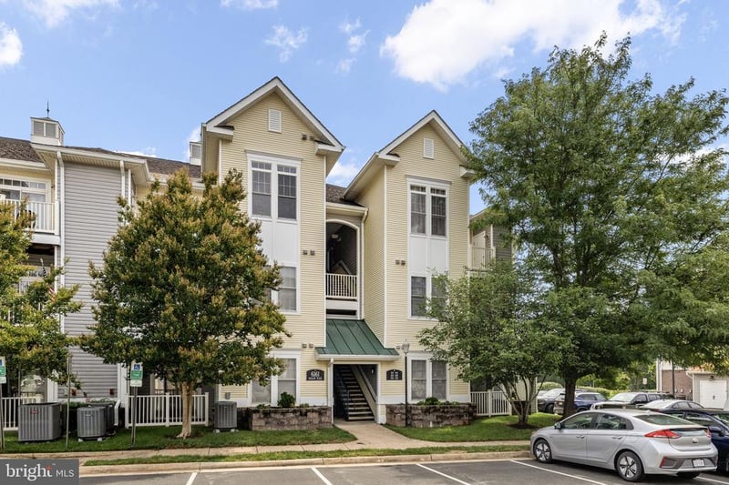 6161 Willow Pl #207, Bealeton, VA 22712