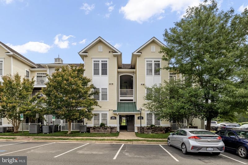 6161 Willow Pl #207, Bealeton, VA 22712