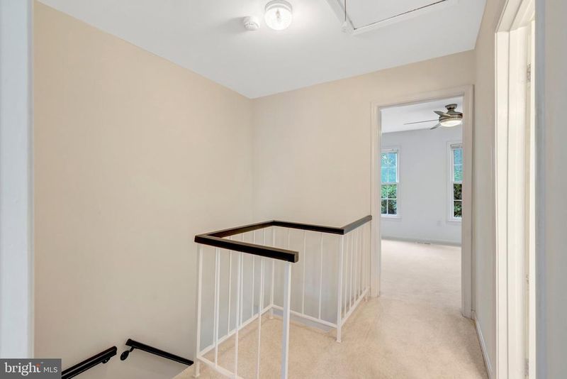 8051 Felecity Ct, Springfield, VA 22153