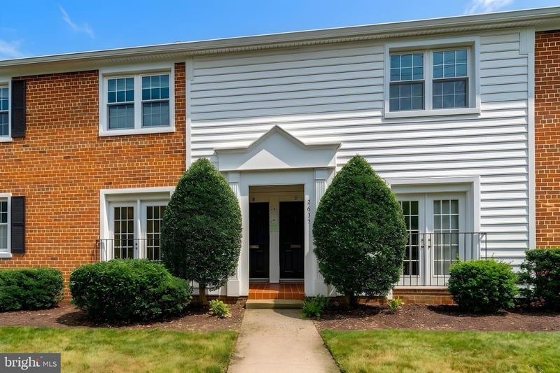 2637 S Walter Reed Dr #A, Arlington, VA 22206