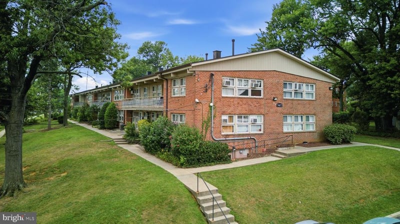 7402 18th Ave #210, Hyattsville, MD 20783