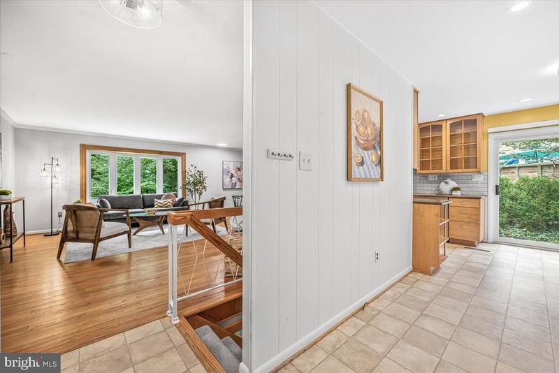 14407 Briarwood Ter, Rockville, MD 20853