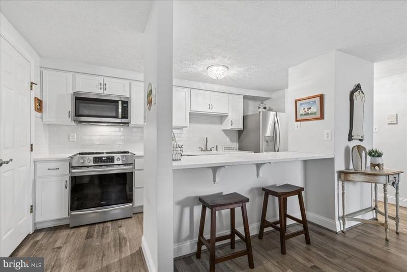 625 Deering Rd #2A, Pasadena, MD 21122