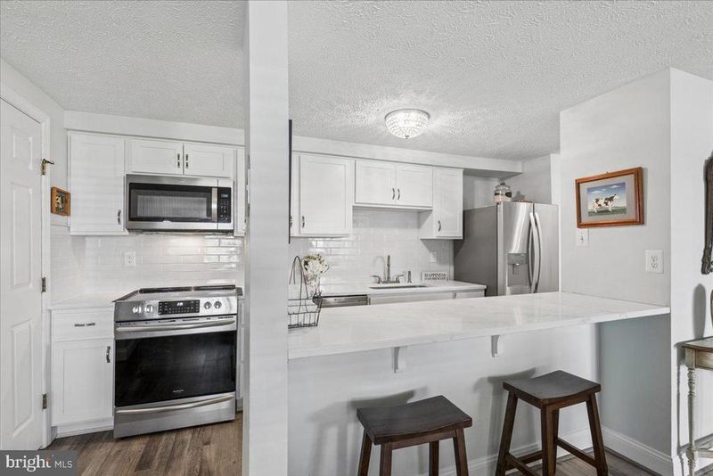 625 Deering Rd #2A, Pasadena, MD 21122