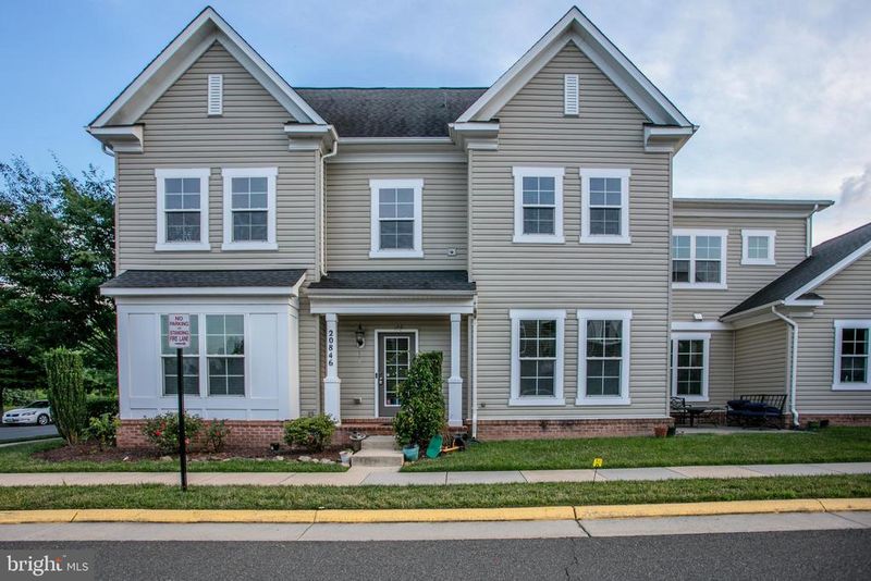 20846 Ashburn Heights Dr, Ashburn, VA 20148