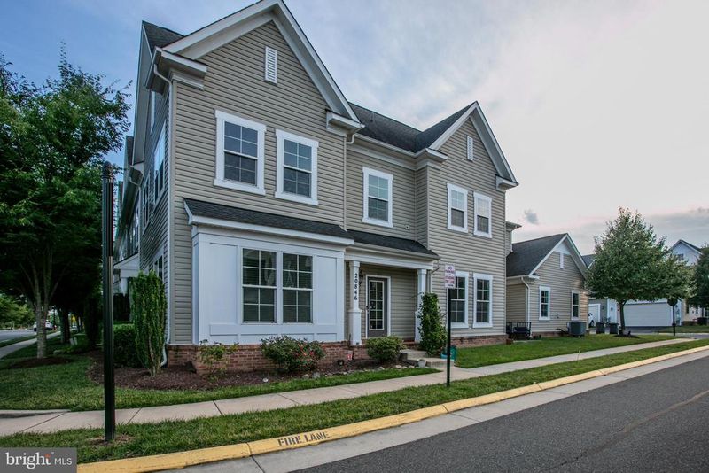 20846 Ashburn Heights Dr, Ashburn, VA 20148