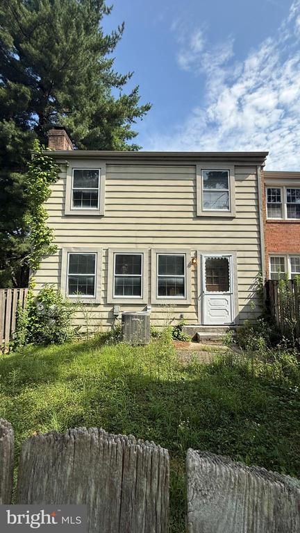 19 Goodport Ln, Gaithersburg, MD 20878