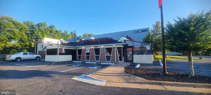 2920 Annandale Rd, Falls Church, VA 22042