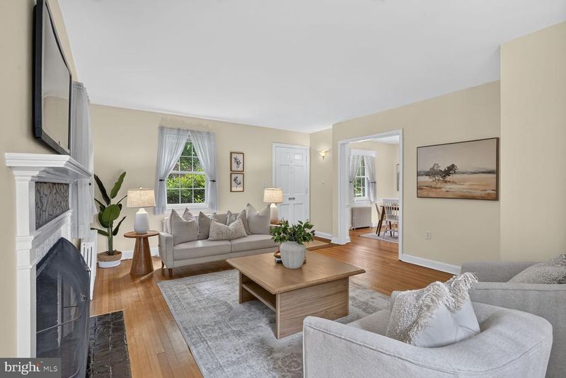 2030 Lanier Dr, Silver Spring, MD 20910
