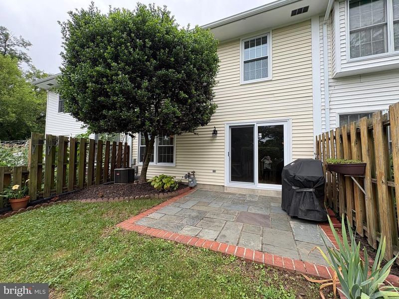 307 Charles St, Rockville, MD 20850