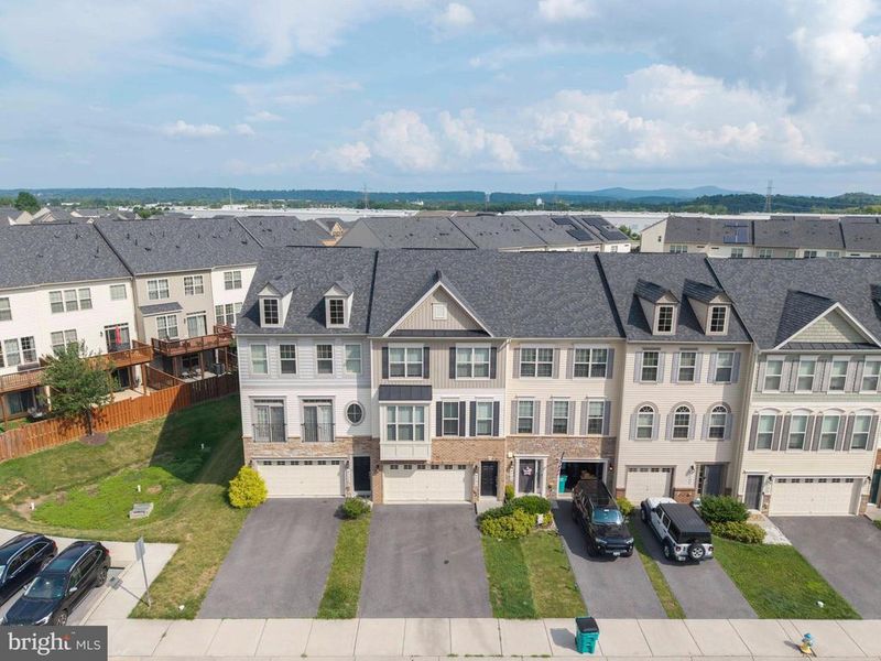 4731 Cambria Rd, Frederick, MD 21703