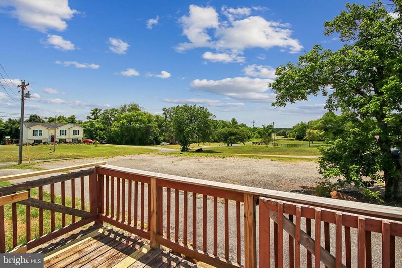 198 Caisson Rd, Fredericksburg, VA 22405