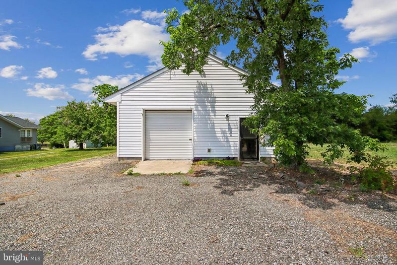 198 Caisson Rd, Fredericksburg, VA 22405