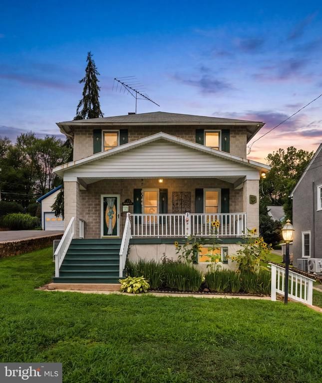133 Waterloo St, Warrenton, VA 20186