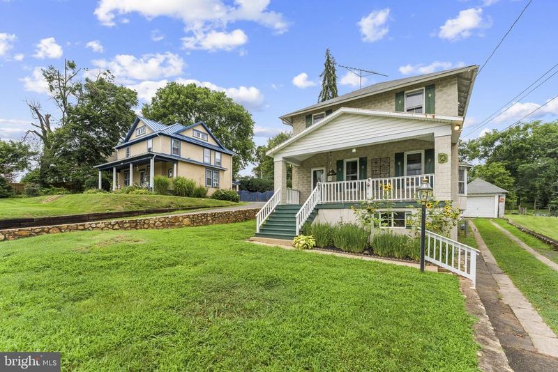 133 Waterloo St, Warrenton, VA 20186