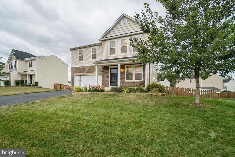 62 Charter Gate Dr, Fredericksburg, VA 22406