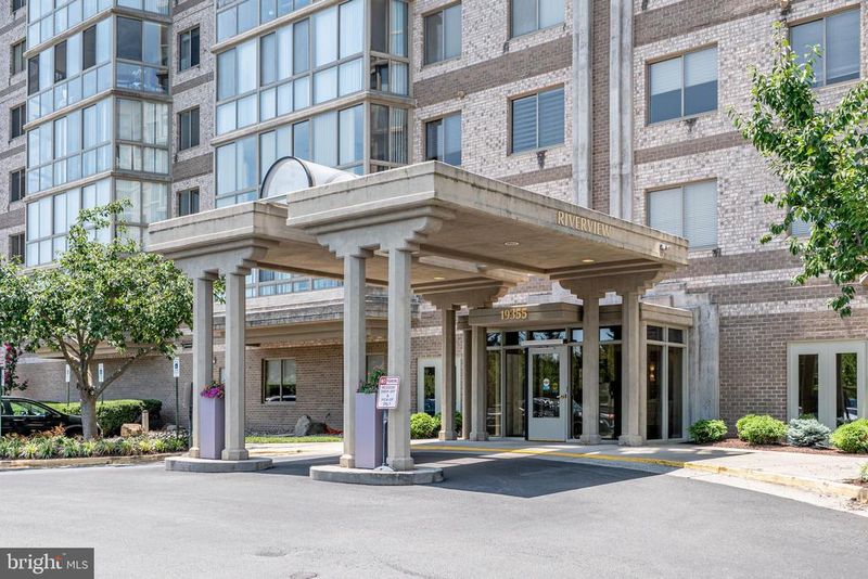 19355 Cypress Ridge Ter #708, Leesburg, VA 20176