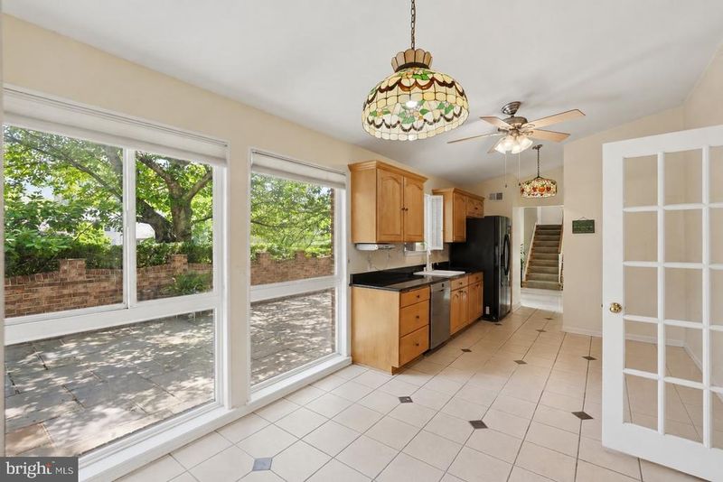 9820 Conestoga Way, Potomac, MD 20854