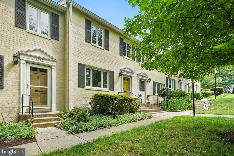9828 Hollow Glen Pl #2560, Silver Spring, MD 20910