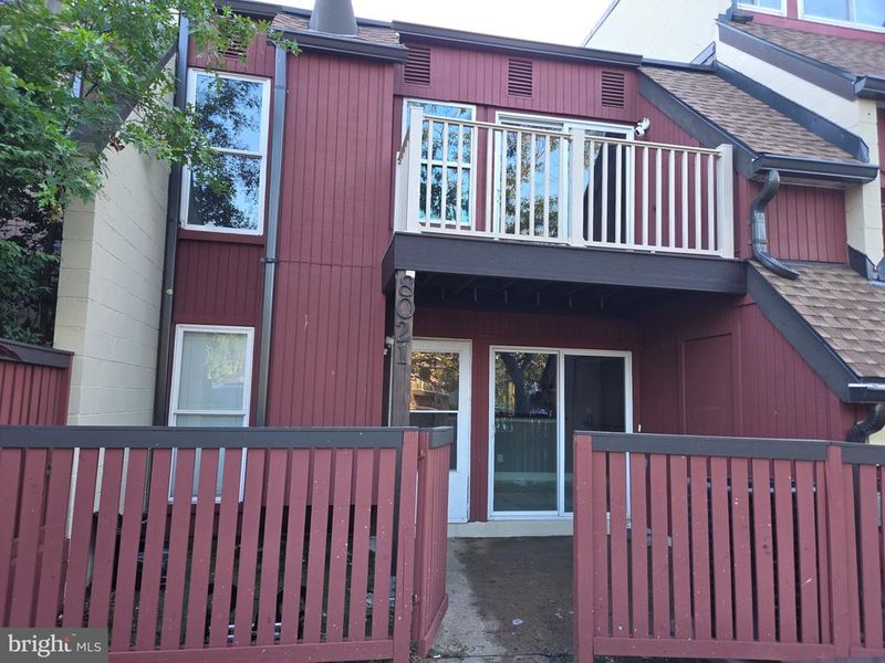 8021 Pantano Pl #18, Alexandria, VA 22309